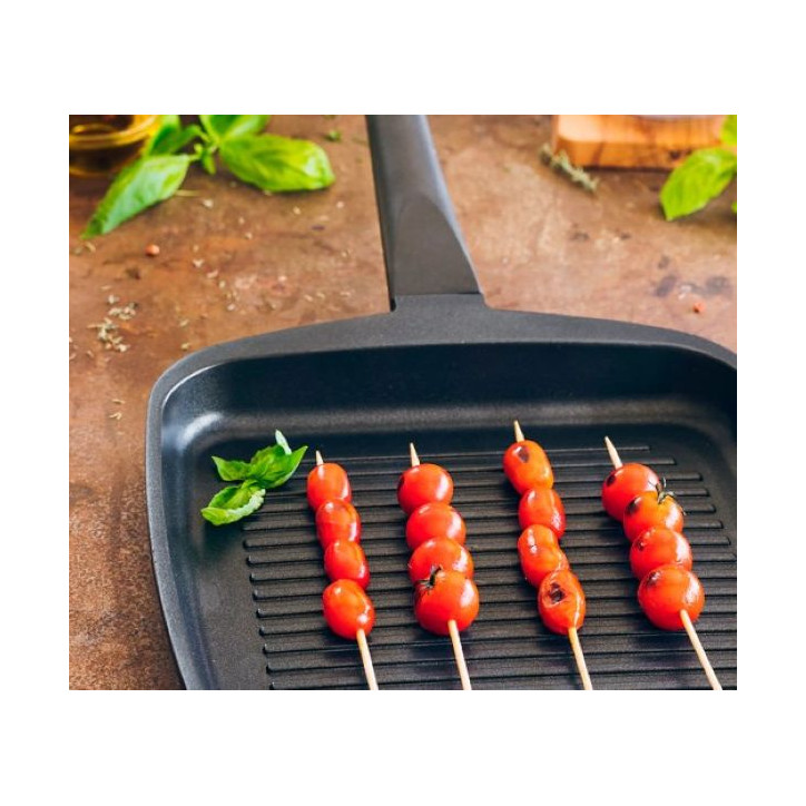 GRILL CON RAYAS ALUMINIO FOODIE 28 CM BRA GRILL CON RAYAS ALUMINIO FOODIE 28 CM BRA